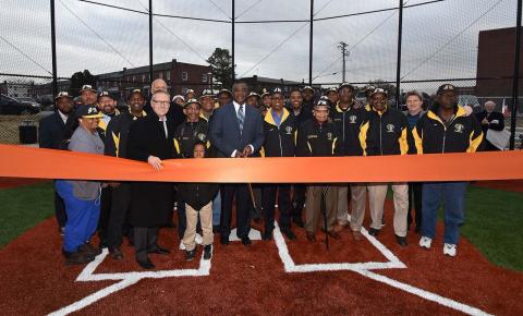 Read more about the article Black History Month Spotlight – Eddie Murray